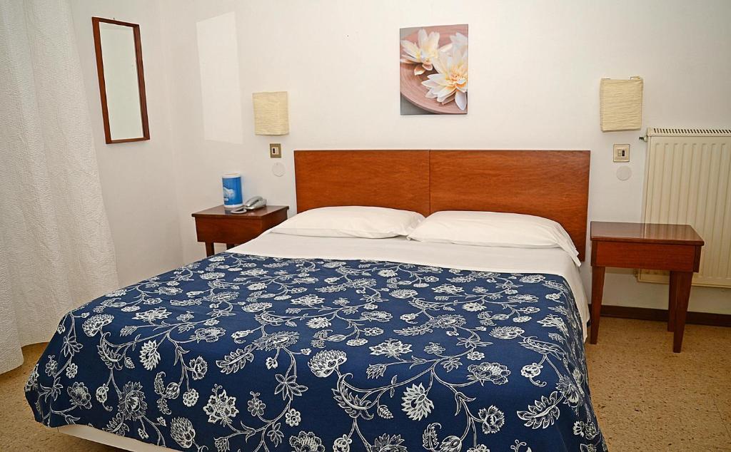 Hotel Kinda Castiglione della Pescaia Room photo